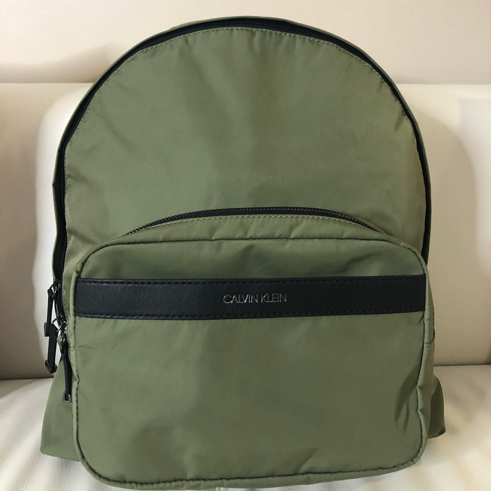 Stylish Calvin Klein Bag.